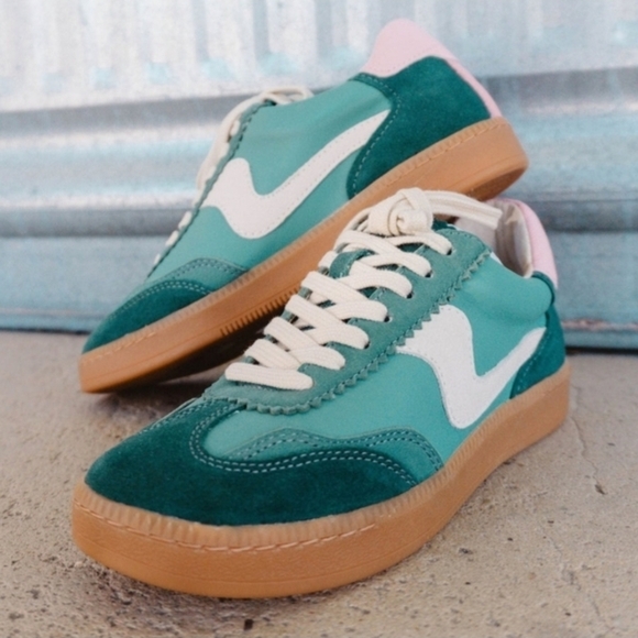 Dolce Vita Green Suede Sneakers Size 6.5 NEW in Box - Picture 4 of 4